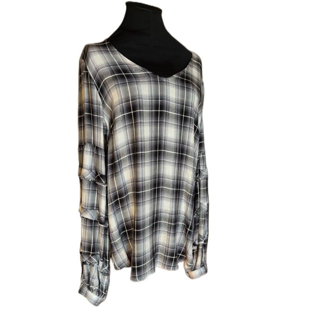 Jane & Delancey Women's Gray/Blue Plaid Flannel Bell Sleeve Blouse Size S